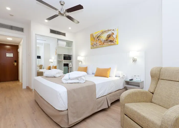 Hotel Senator Barajas